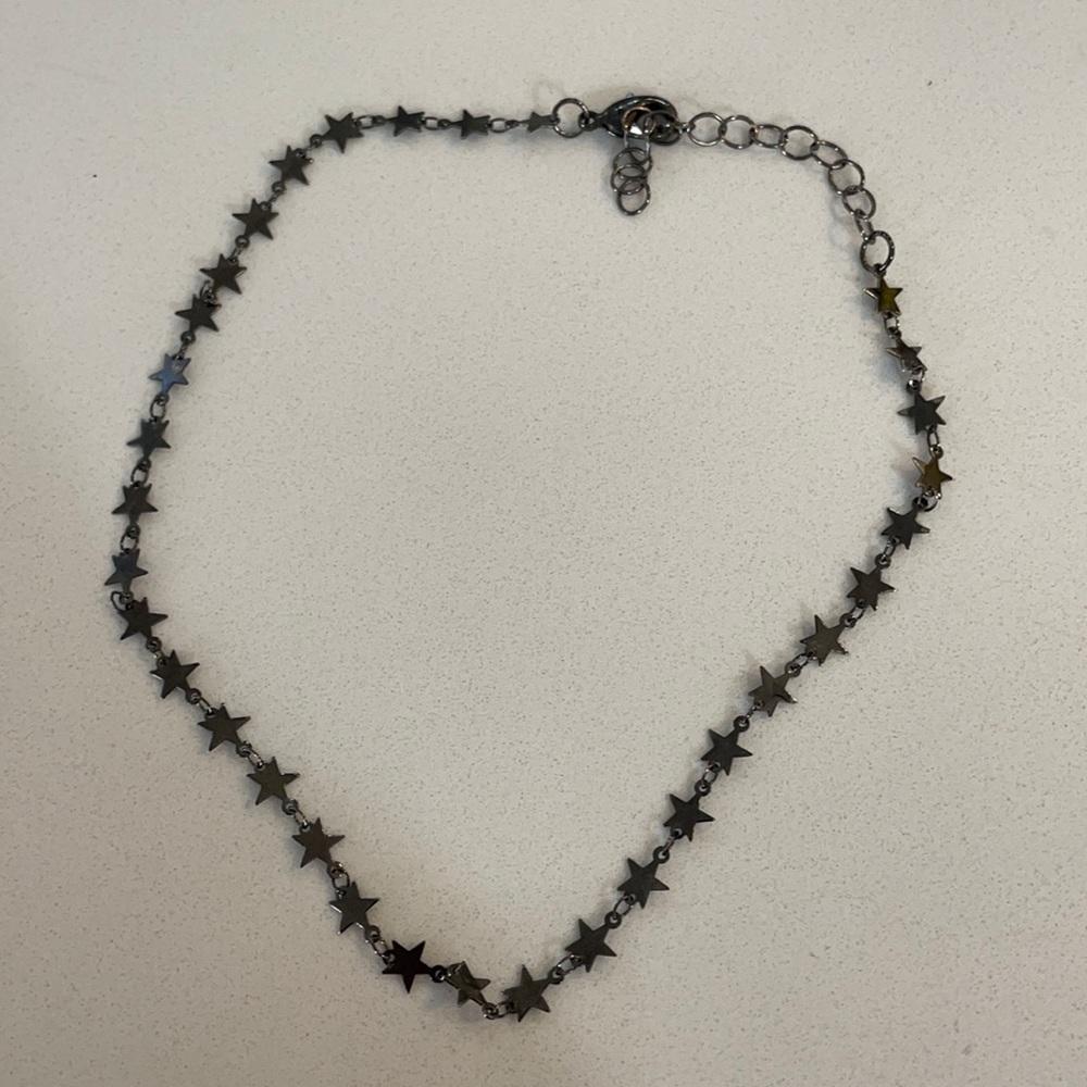 Silver star choker